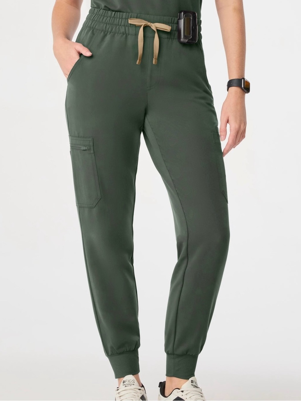 Figs Technical Collection Uman Relaxed Jogger Scrub Pants XS Green